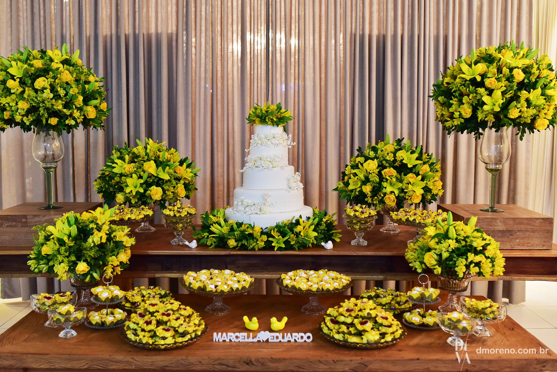 Foto Marcella + Eduardo | Noivado Foto Marcella + Eduardo | Noivado - Imagem 1