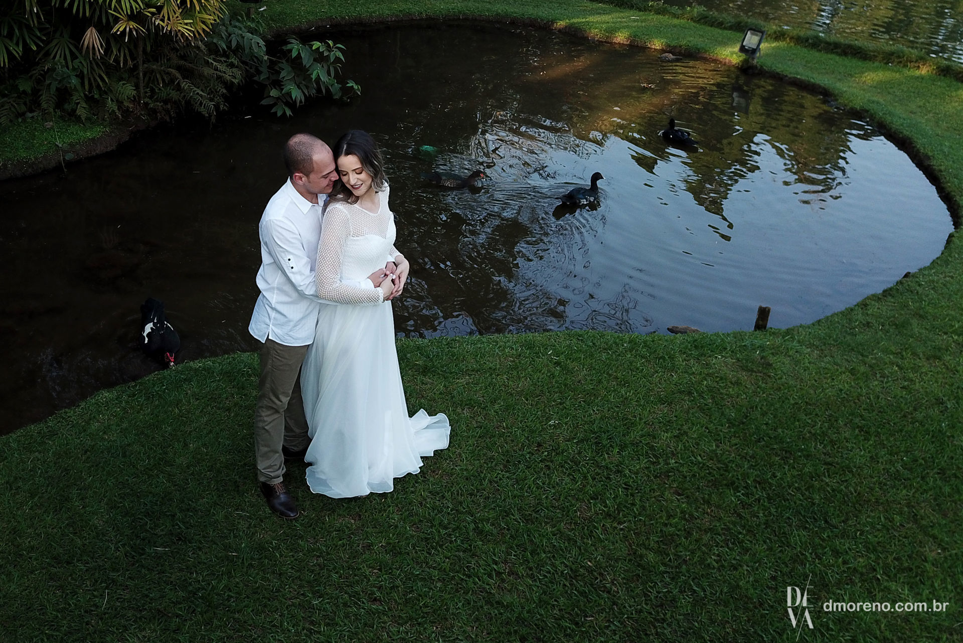 Foto Mayani + David e um lindo ensaio de pré casamento no Antiquário Clever Casado Foto Mayani + David e um lindo ensaio de pré casamento no Antiquário Clever Casado - Imagem 15