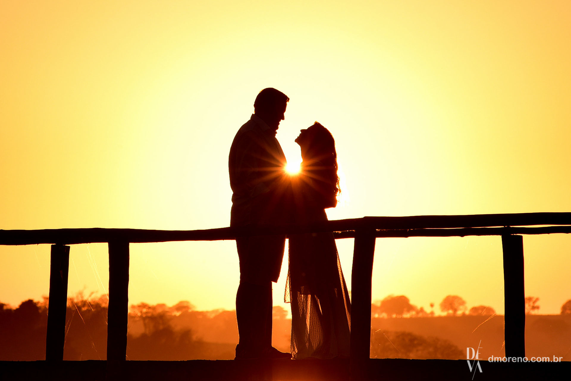 Foto Mariana + Vitor . Um ensaio ao Nascer do Sol Foto Mariana + Vitor . Um ensaio ao Nascer do Sol - Imagem 0