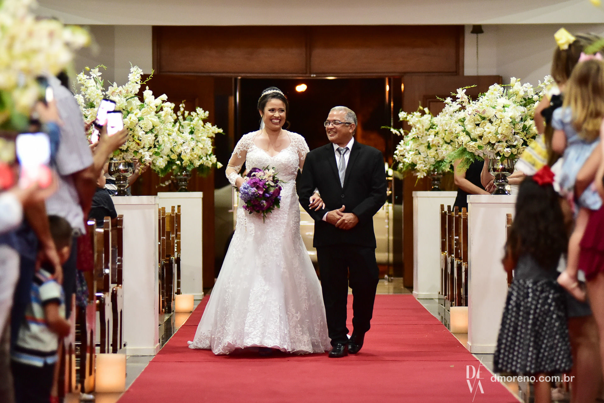 Foto Andressa + Robson . Da Igreja para o Aeroporto Foto Andressa + Robson . Da Igreja para o Aeroporto - Imagem 16