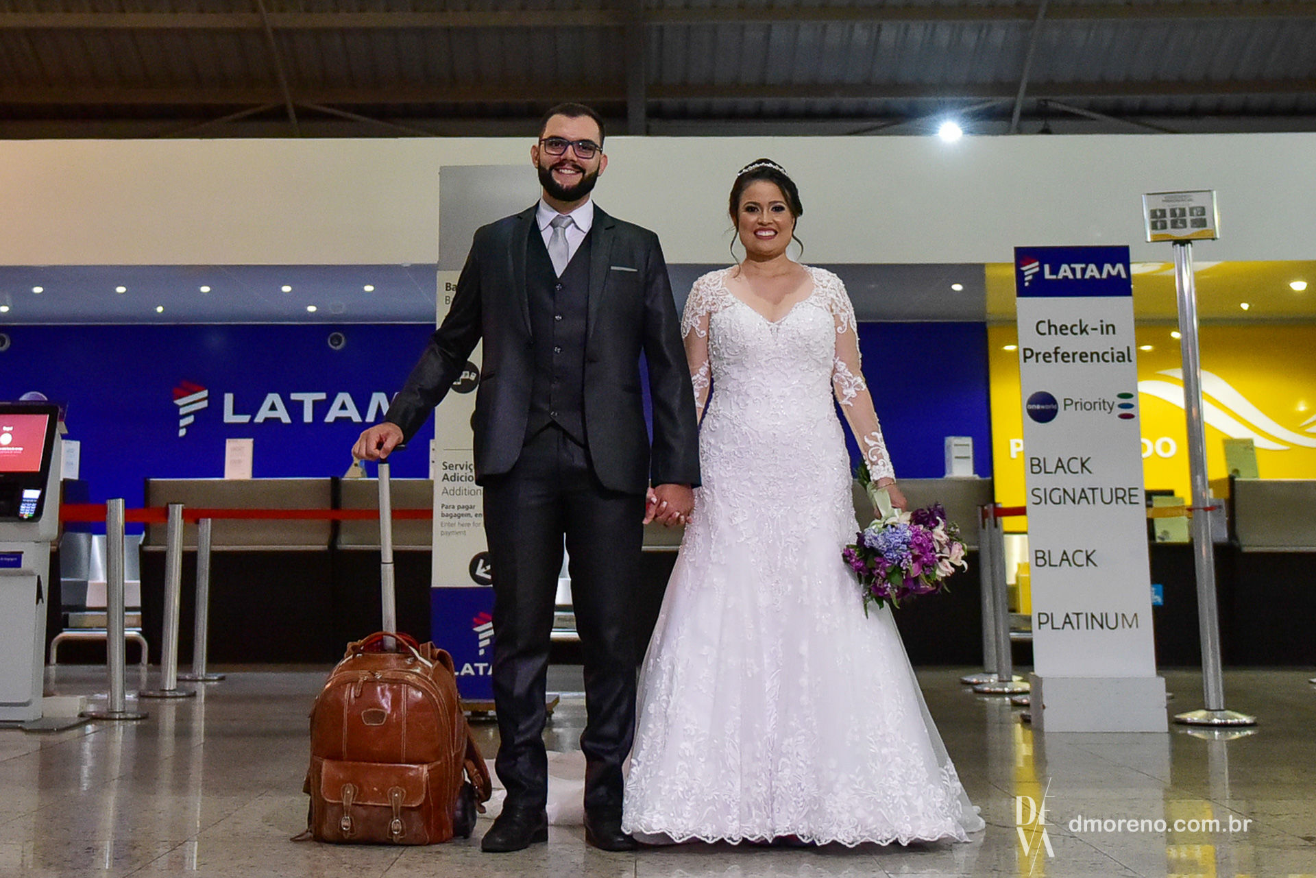 Foto Andressa + Robson . Da Igreja para o Aeroporto Foto Andressa + Robson . Da Igreja para o Aeroporto - Imagem 40
