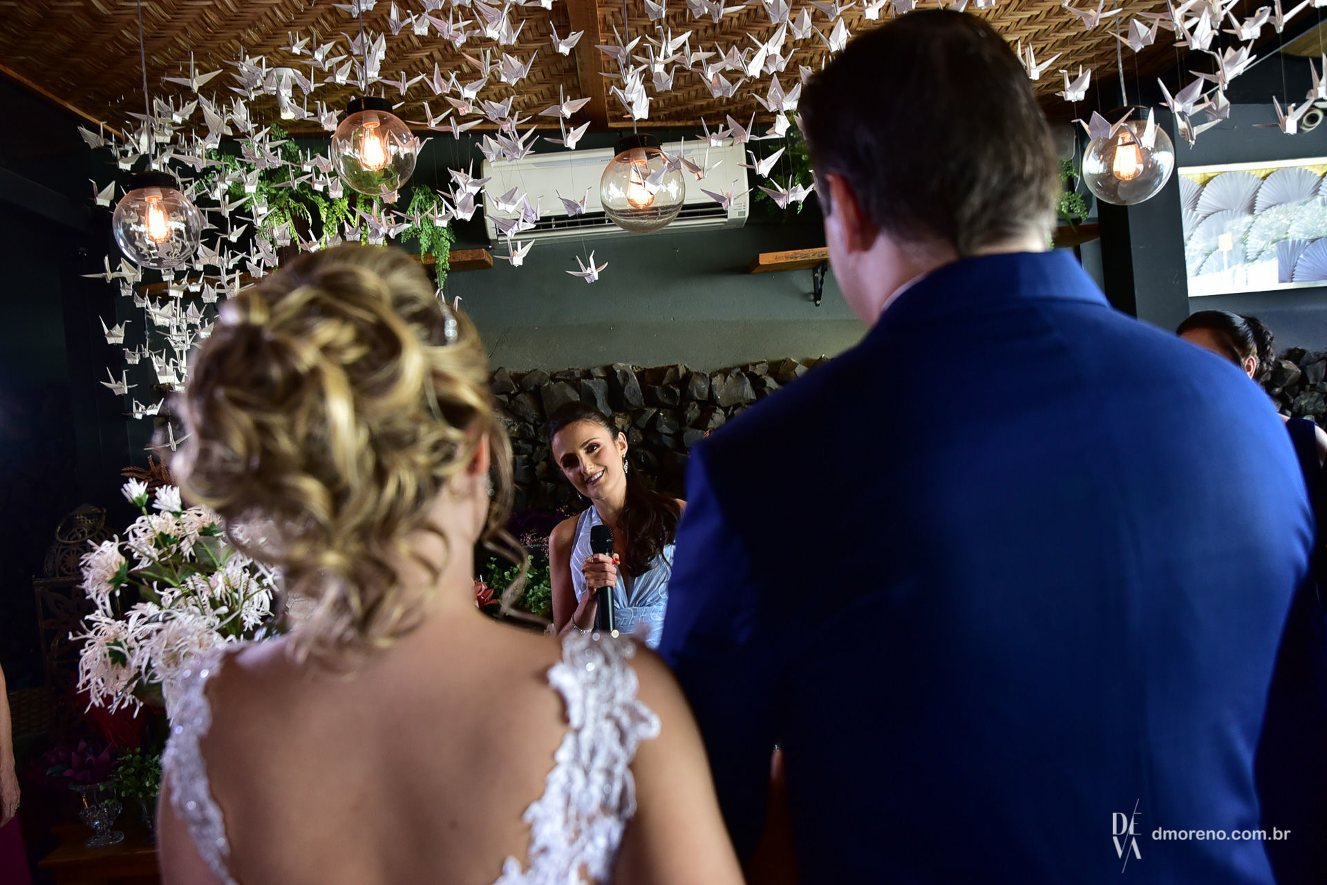 Foto Mini Wedding no Lírios Bistrô para os noivos Natália e Junior Foto Mini Wedding no Lírios Bistrô para os noivos Natália e Junior - Imagem 15