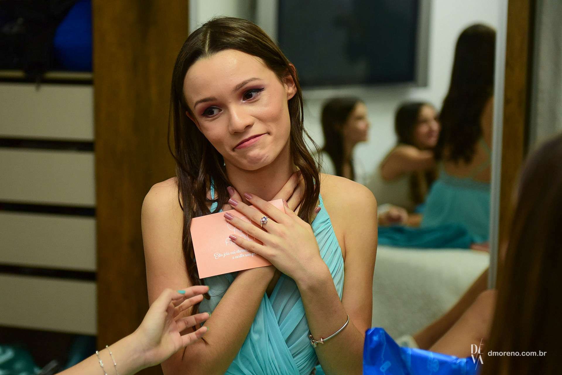 Foto Uma festa de Debutante nas alturas com direito a por-do-sol incrível Foto Uma festa de Debutante nas alturas com direito a por-do-sol incrível - Imagem 35