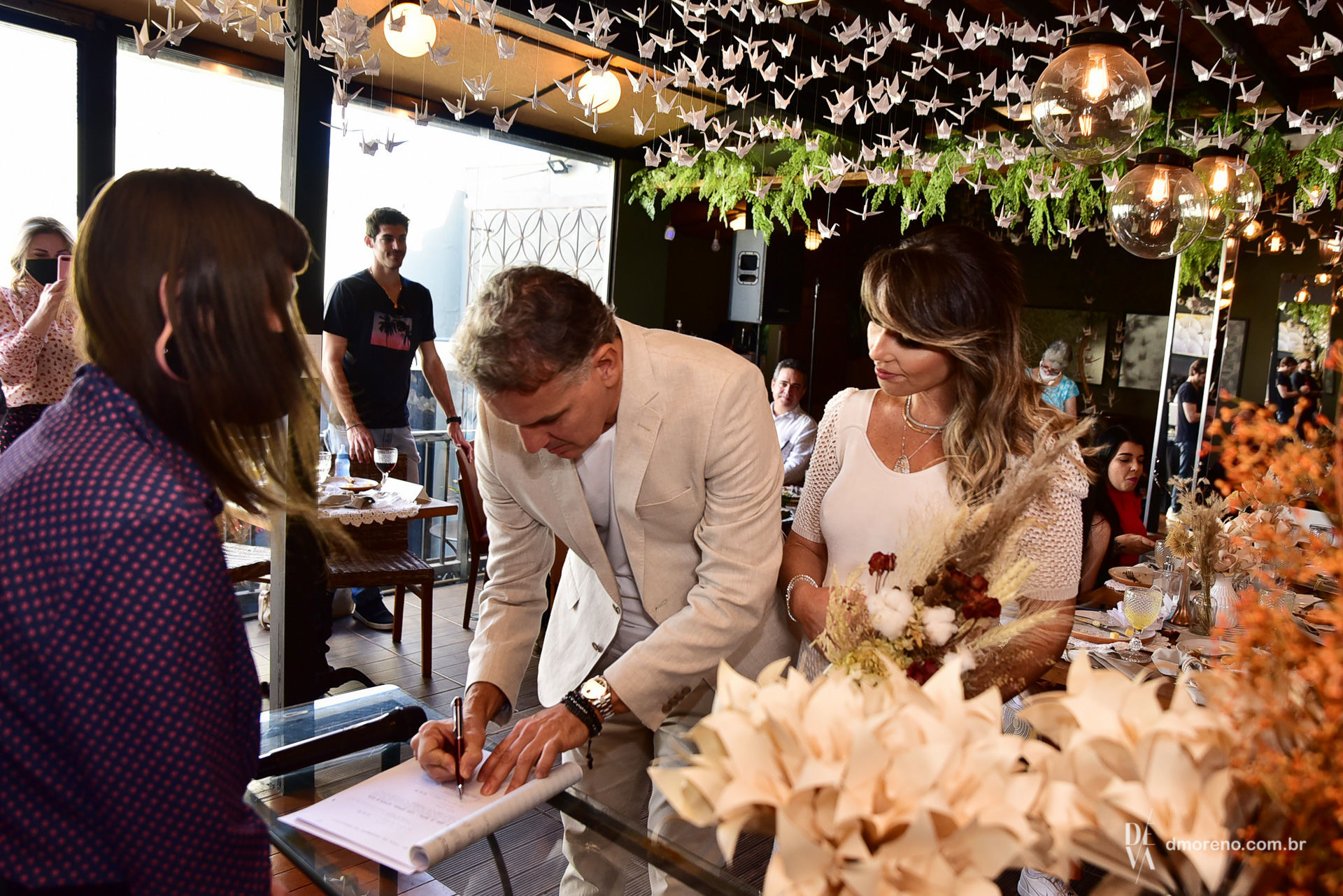 Foto Chá Revelação com Casamento surpresa no Lirios Bistrô de Rio Preto Foto Chá Revelação com Casamento surpresa no Lirios Bistrô de Rio Preto - Imagem 13