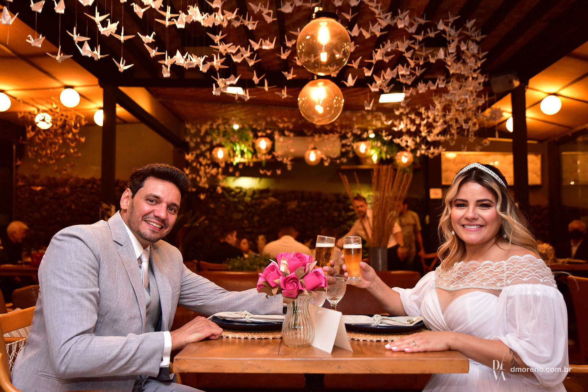 Foto Mini Wedding no Lírios Bistrô - Monise e Aliander Foto Mini Wedding no Lírios Bistrô - Monise e Aliander - Imagem 37