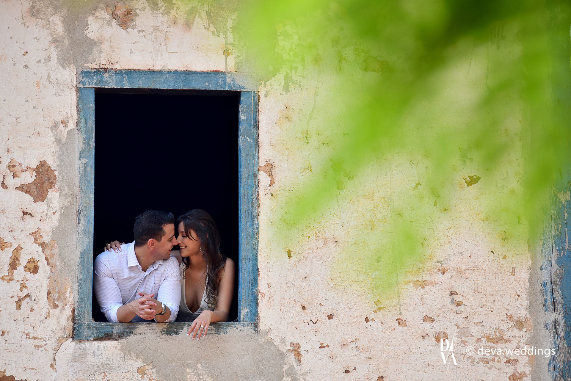 Foto Carolyne e Gustavo e um pre-casamento com lindos Girassóis Foto Carolyne e Gustavo e um pre-casamento com lindos Girassóis - Imagem 5