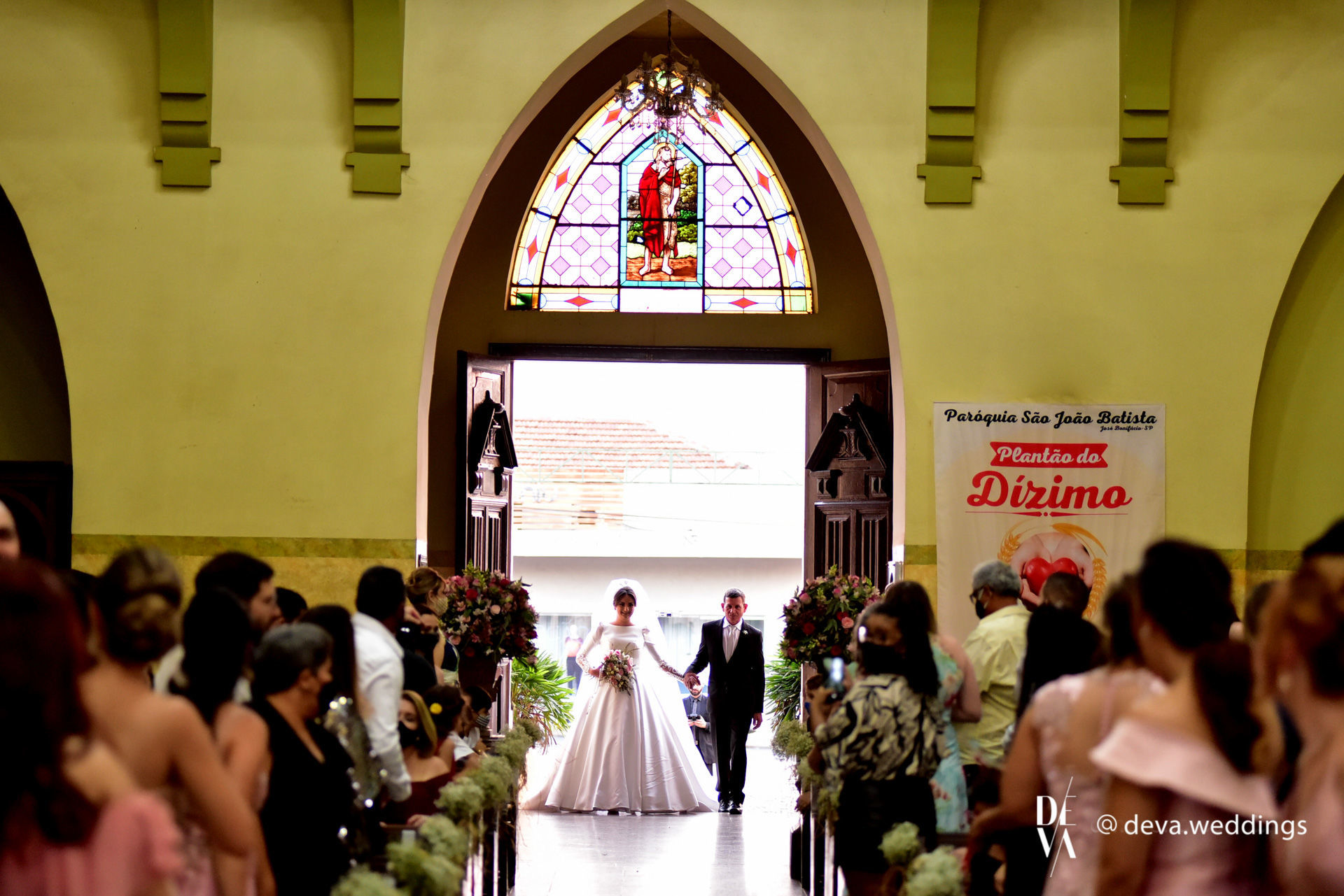 Foto Casamento lindo no Spazio Bianchi para Lívia e Thiago Foto Casamento lindo no Spazio Bianchi para Lívia e Thiago - Imagem 13