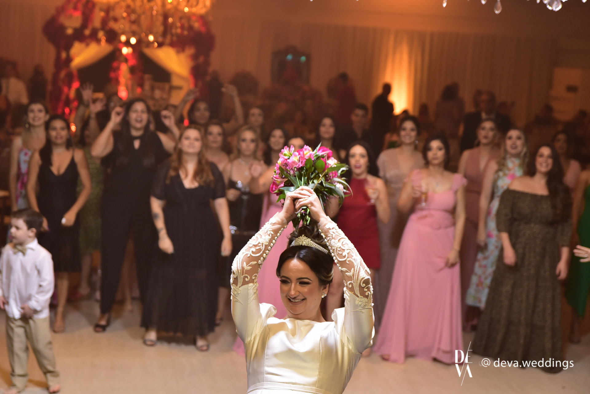 Foto Casamento lindo no Spazio Bianchi para Lívia e Thiago Foto Casamento lindo no Spazio Bianchi para Lívia e Thiago - Imagem 37