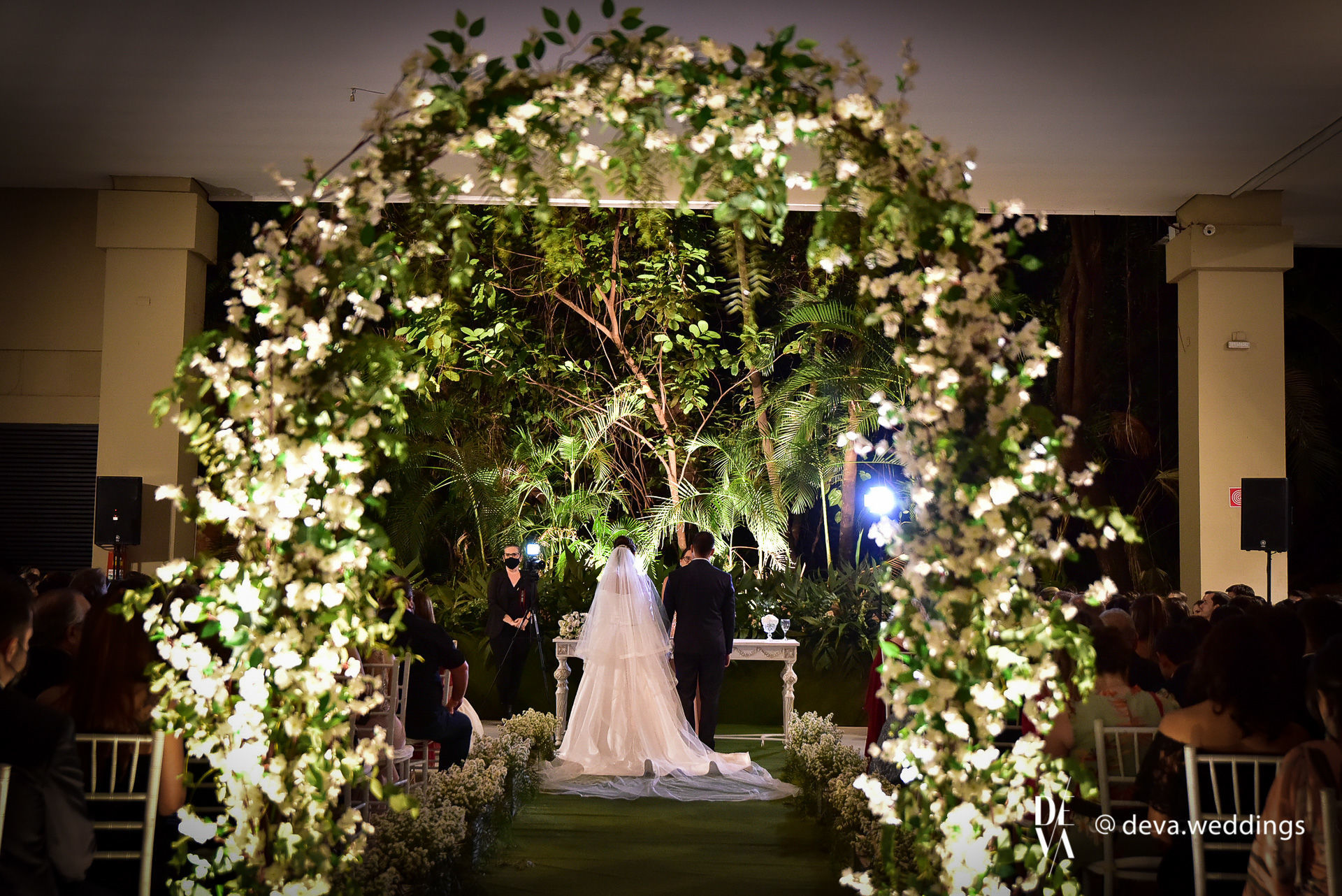 Foto Um lindo casamento no Villa Conte para Bruna e Guilherme Foto Um lindo casamento no Villa Conte para Bruna e Guilherme - Imagem 20