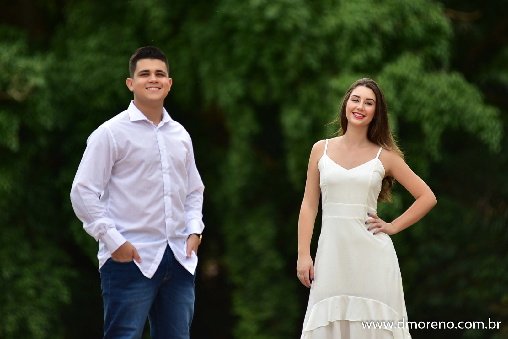 Foto Um ensaio de casal lindo no Antiquário de Bálsamo para Sara e Daniel Foto Um ensaio de casal lindo no Antiquário de Bálsamo para Sara e Daniel - Imagem 2