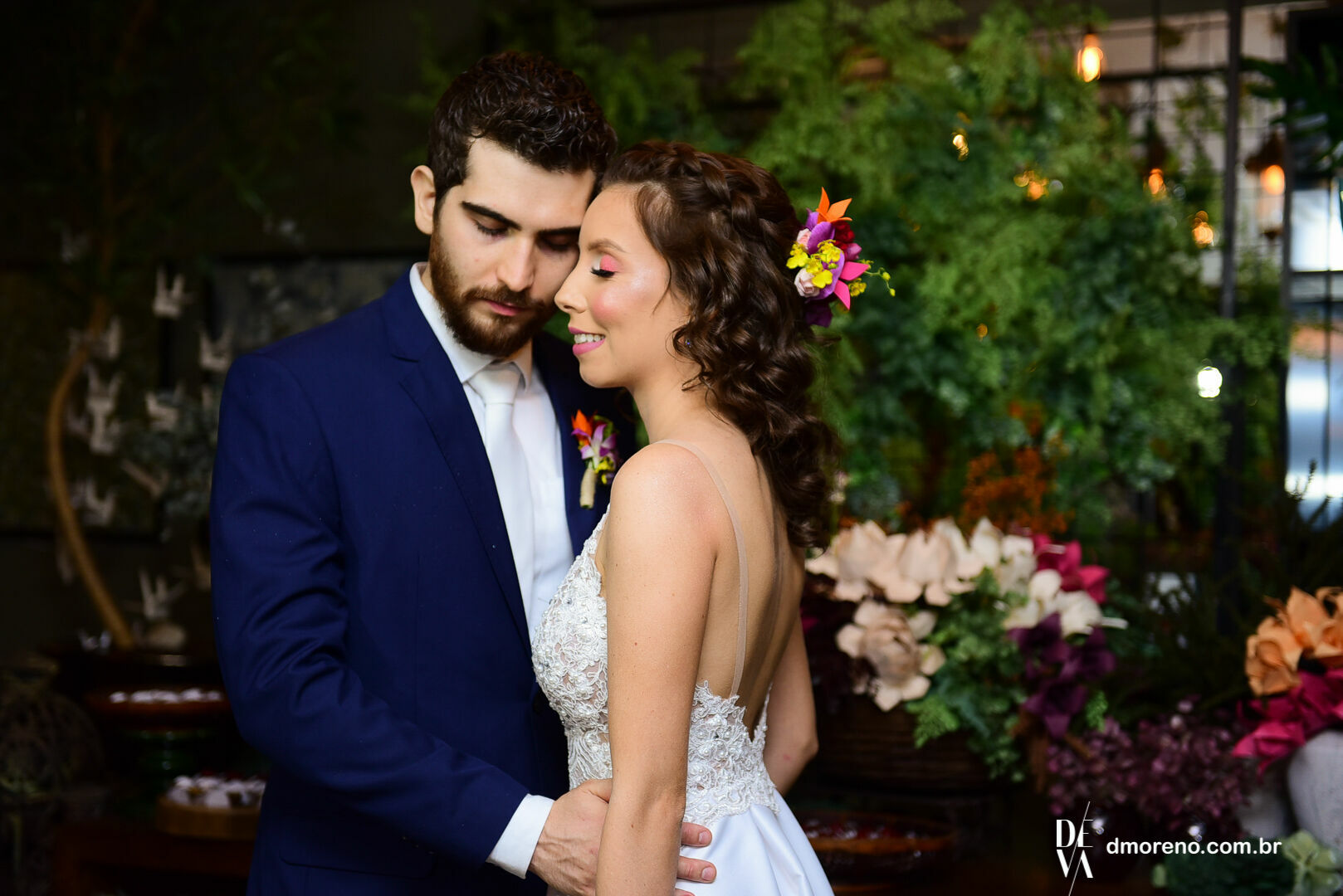 Foto Mini Wedding no Bistrô Lírios para Caroline e Vitor Foto Mini Wedding no Bistrô Lírios para Caroline e Vitor - Imagem 25