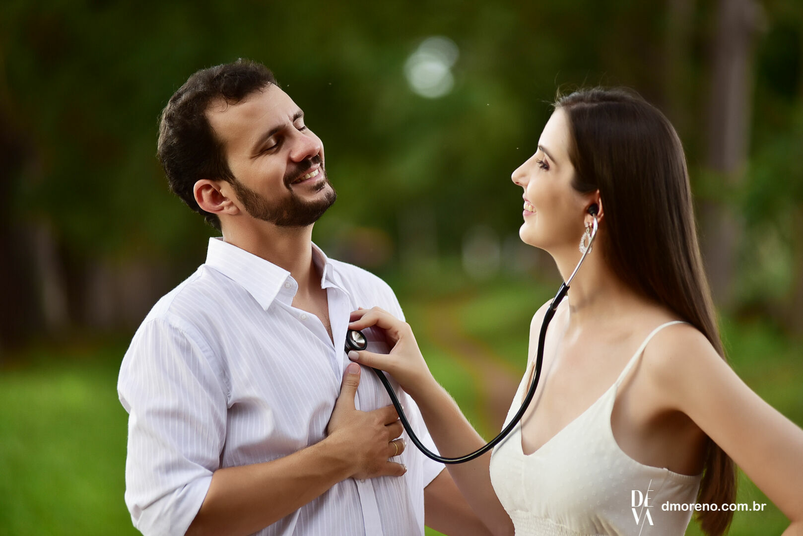 Foto Mariana e Flávio - Um pré-wedding lindo no campo Foto Mariana e Flávio - Um pré-wedding lindo no campo - Imagem 3
