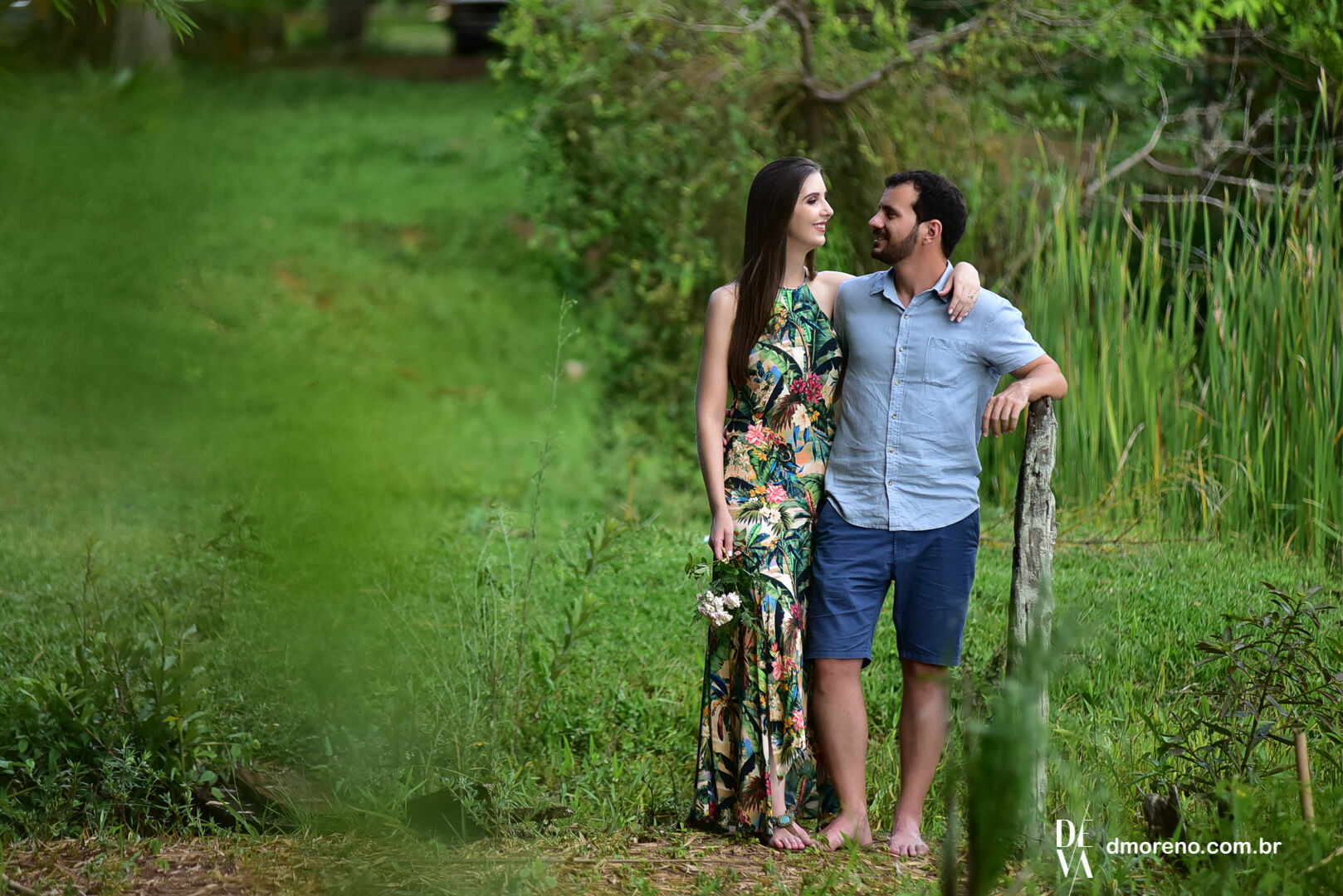 Foto Mariana e Flávio - Um pré-wedding lindo no campo Foto Mariana e Flávio - Um pré-wedding lindo no campo - Imagem 6