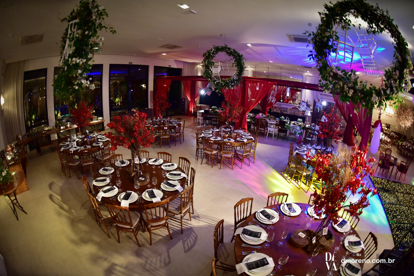 Foto Laura no Pais das Maravilhas - Uma linda festa de 15 anos no Almeida Pires Buffet Foto Laura no Pais das Maravilhas - Uma linda festa de 15 anos no Almeida Pires Buffet - Imagem 11