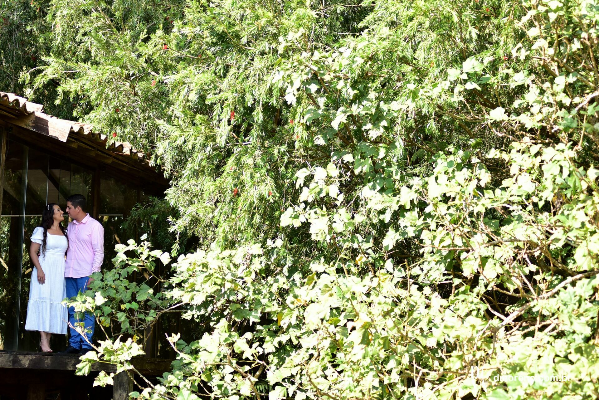 Foto Karen e Lucas - Um lindo ensaio de pré-wedding no Antiquário Clever Casado Foto Karen e Lucas - Um lindo ensaio de pré-wedding no Antiquário Clever Casado - Imagem 4