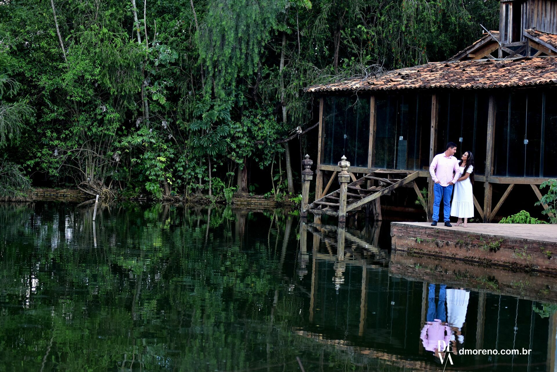 Foto Karen e Lucas - Um lindo ensaio de pré-wedding no Antiquário Clever Casado Foto Karen e Lucas - Um lindo ensaio de pré-wedding no Antiquário Clever Casado - Imagem 19