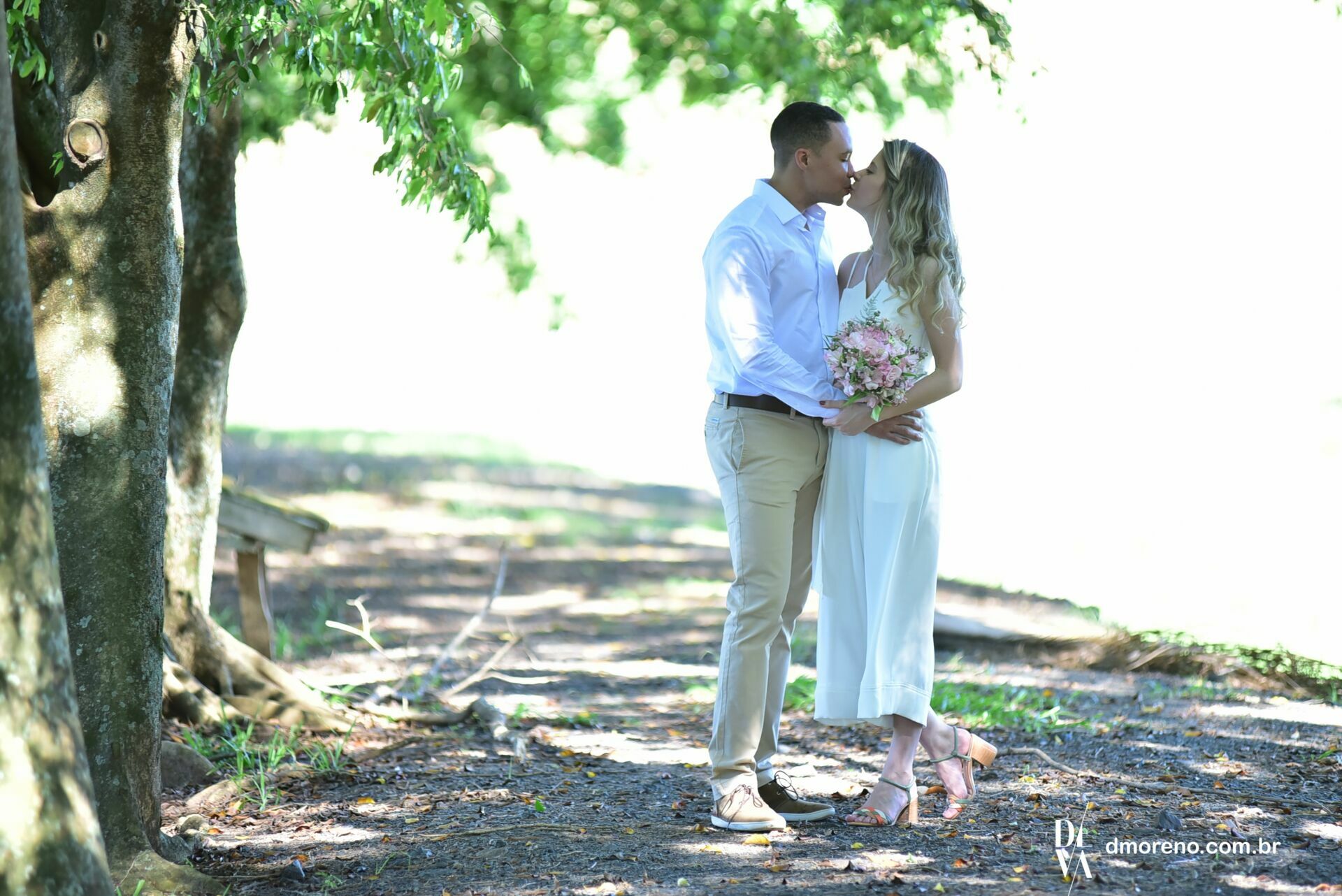 Foto Monique + Darlan - Um ensaio de pré-casamento cheio de romantismo Foto Monique + Darlan - Um ensaio de pré-casamento cheio de romantismo - Imagem 9