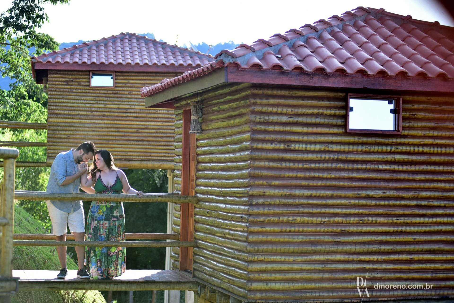 Foto Um ensaio de pre-casamento lindo em Caconde para Pricila e Alfonso Foto Um ensaio de pre-casamento lindo em Caconde para Pricila e Alfonso - Imagem 4