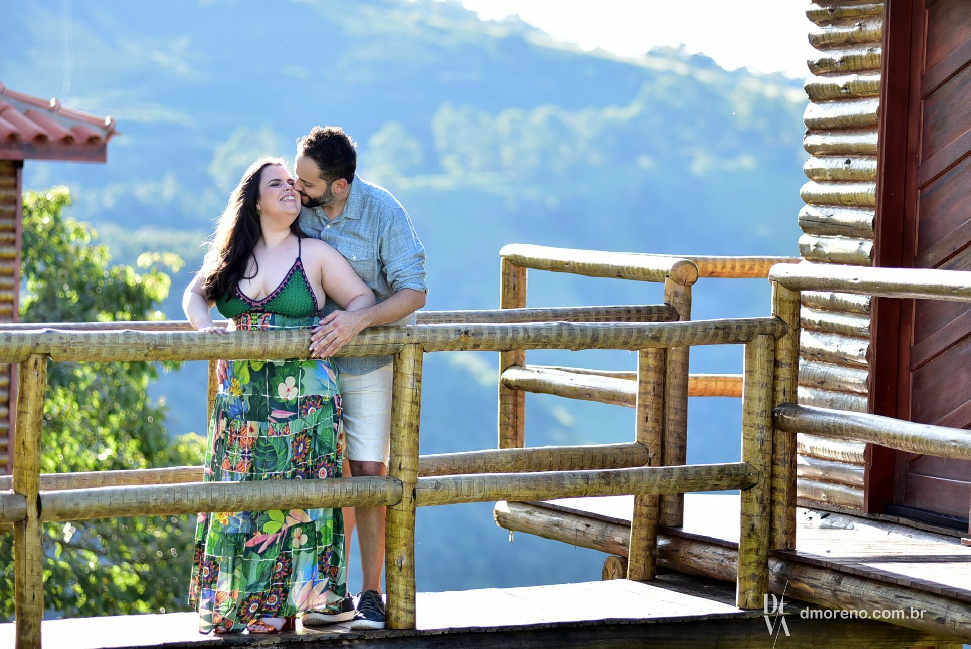 Foto Um ensaio de pre-casamento lindo em Caconde para Pricila e Alfonso Foto Um ensaio de pre-casamento lindo em Caconde para Pricila e Alfonso - Imagem 19