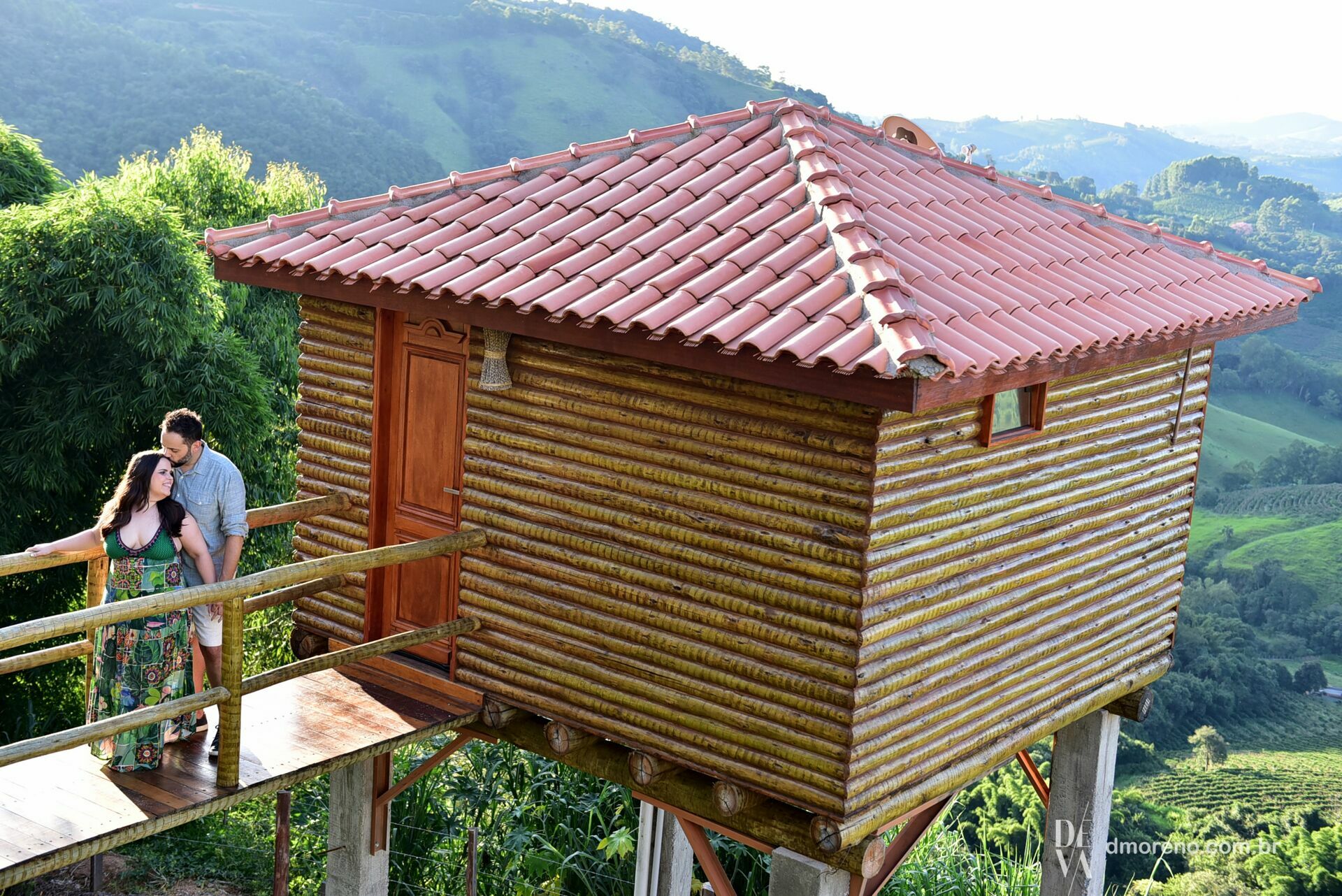 Foto Um ensaio de pre-casamento lindo em Caconde para Pricila e Alfonso Foto Um ensaio de pre-casamento lindo em Caconde para Pricila e Alfonso - Imagem 24