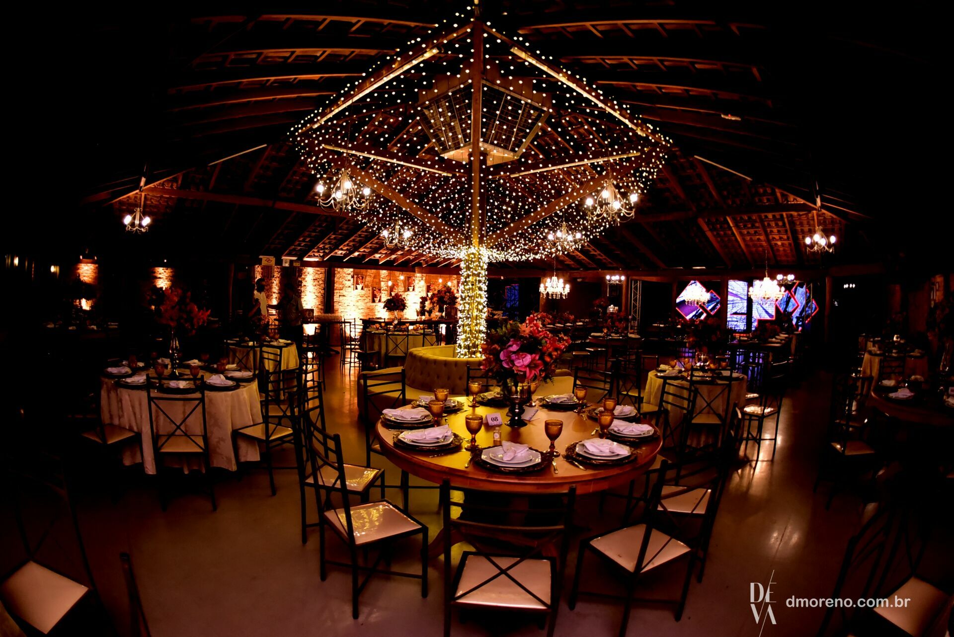 Foto Larissa + Caio - Um casamento apaixonante no Glauber Carvalho Eventos Foto Larissa + Caio - Um casamento apaixonante no Glauber Carvalho Eventos - Imagem 11