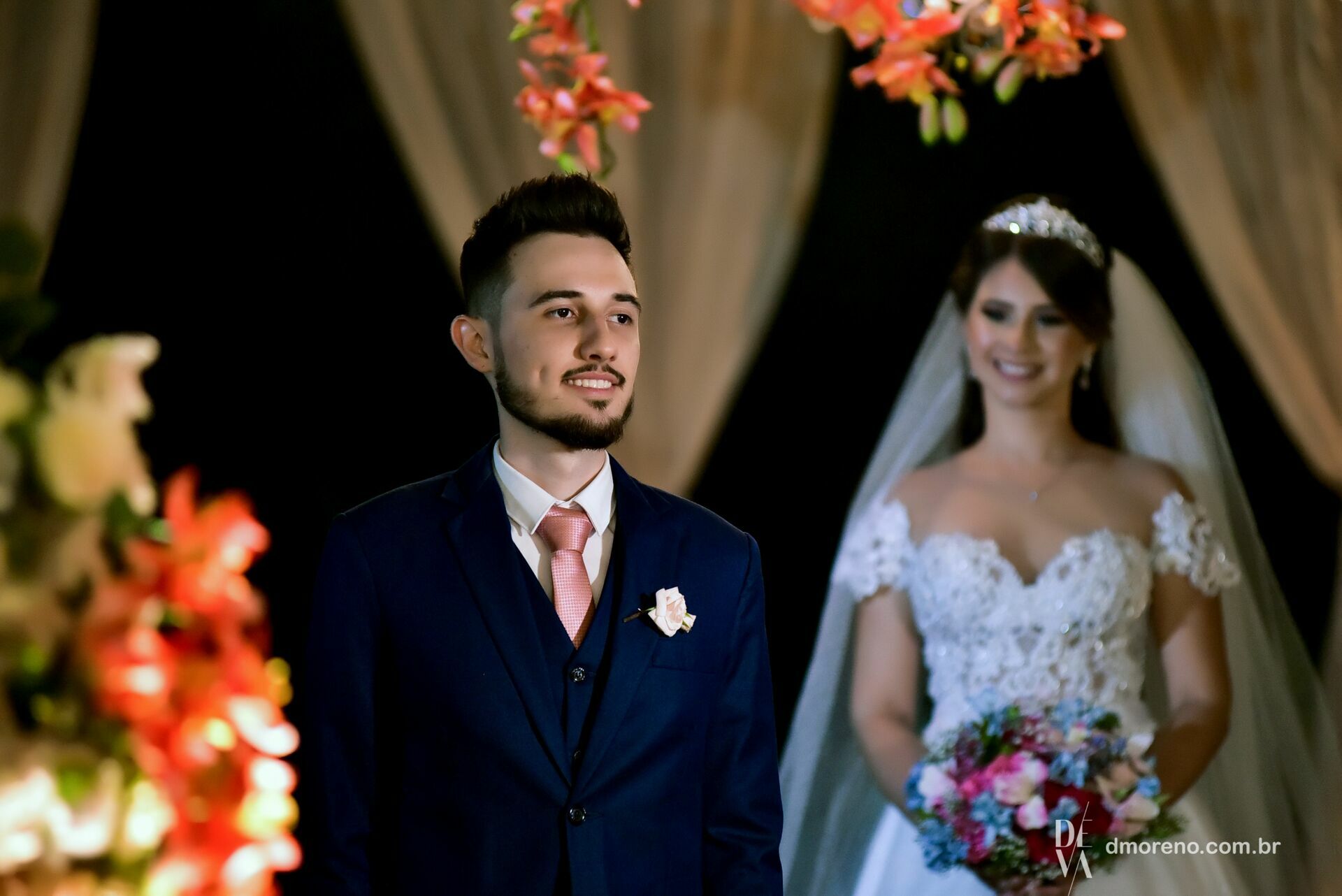 Foto Larissa + Caio - Um casamento apaixonante no Glauber Carvalho Eventos Foto Larissa + Caio - Um casamento apaixonante no Glauber Carvalho Eventos - Imagem 30