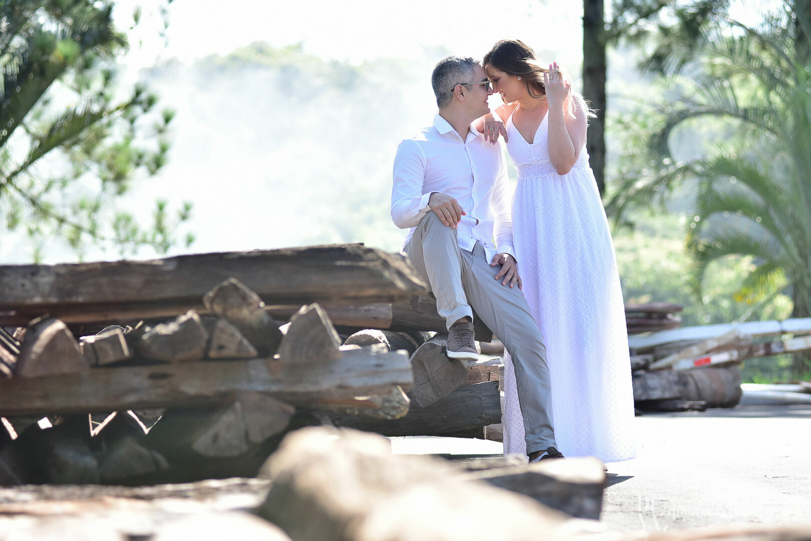 Foto Ensaio de noivos na natureza - Amanda e Flávio Foto Ensaio de noivos na natureza - Amanda e Flávio - Imagem 1