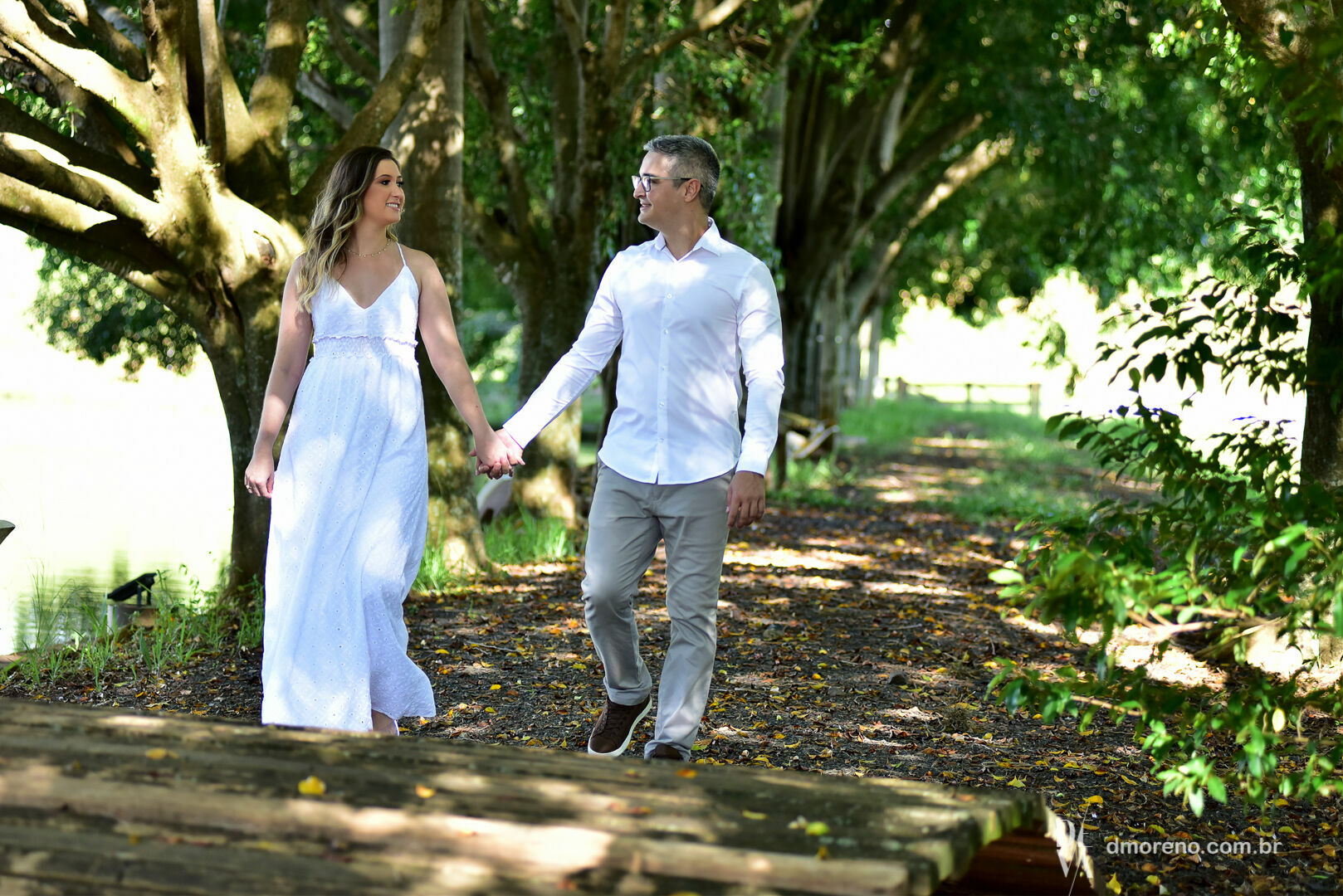 Foto Ensaio de noivos na natureza - Amanda e Flávio Foto Ensaio de noivos na natureza - Amanda e Flávio - Imagem 2