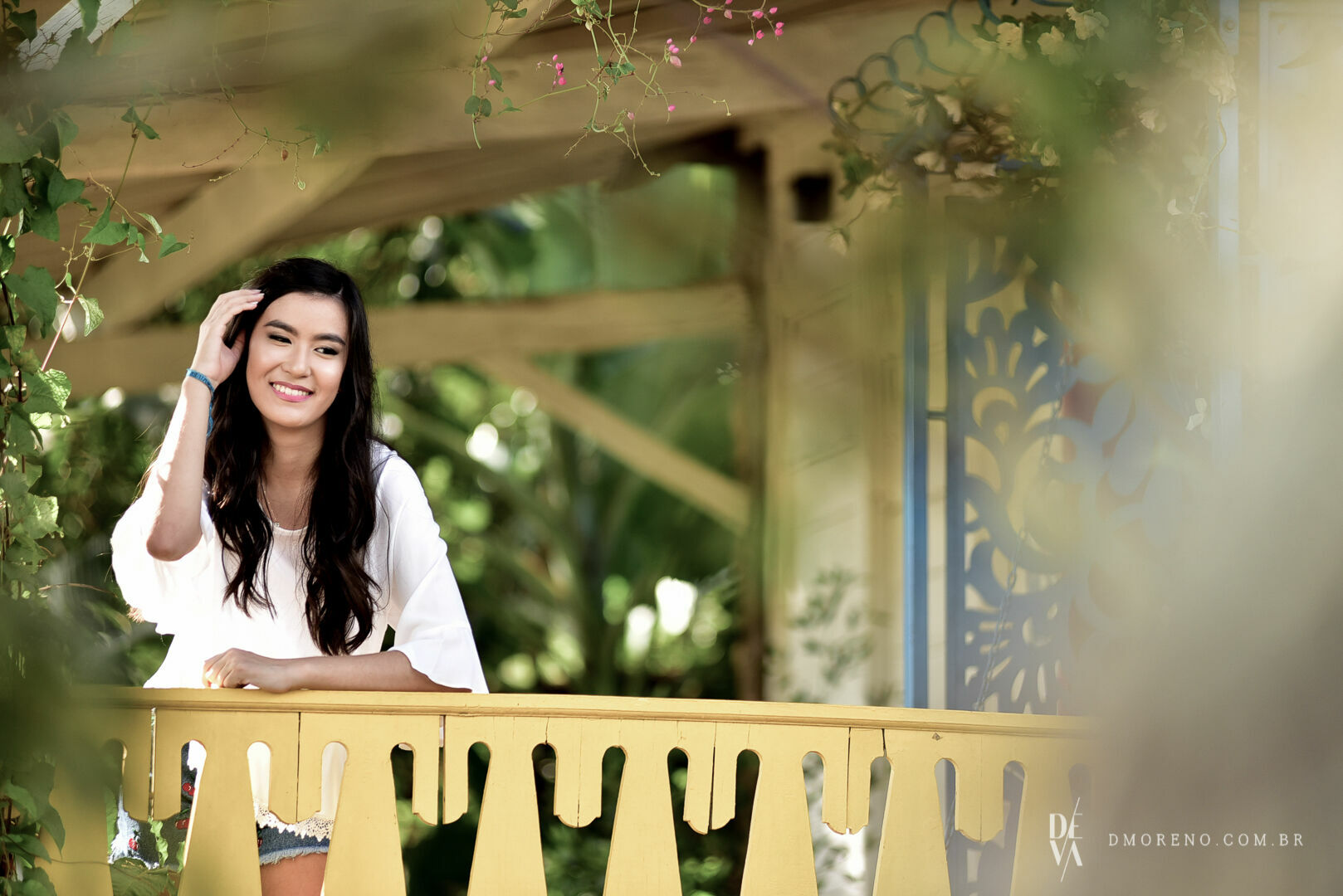 Foto Um lindo ensaio para debutante Mariella Hayashi Foto Um lindo ensaio para debutante Mariella Hayashi - Imagem 17